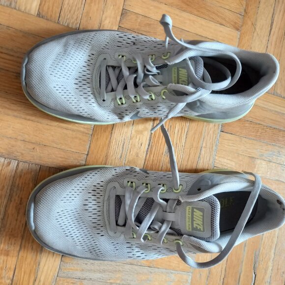 Nike Fitsole sneakers, size 7 - Picture 1 of 10